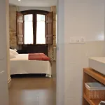 Hotel Emebed 3*
