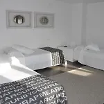 Отель Emebed