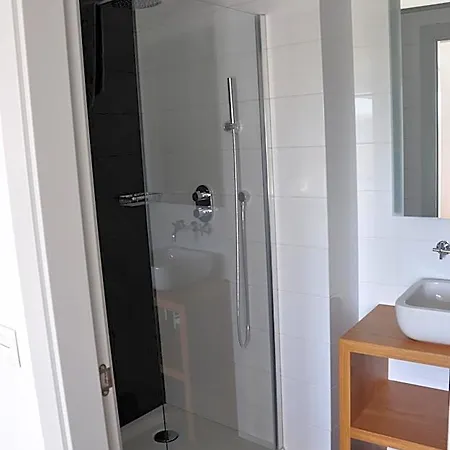 Emebed Hotel 3*