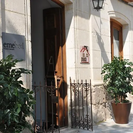 Hotel Emebed 3*