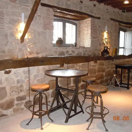 Hotell Emebed Castrojeriz
