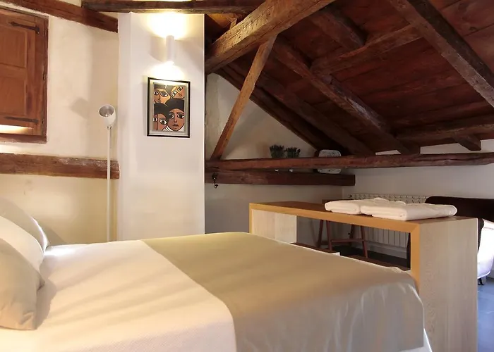 Emebed カストロヘリス